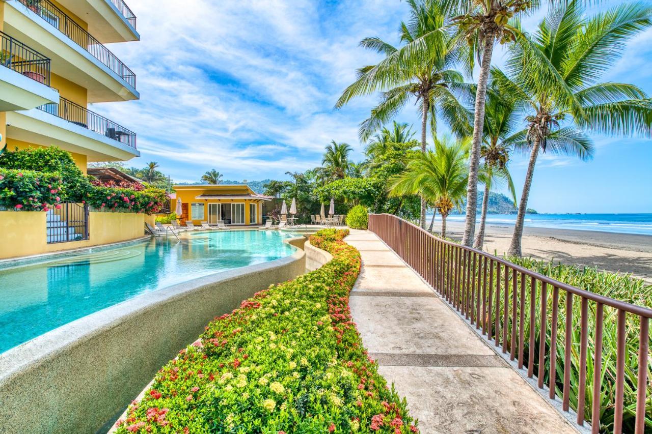Secretjaco - Luxury Beach Front Penthouse With Pool & Jacuzzi Exterior photo