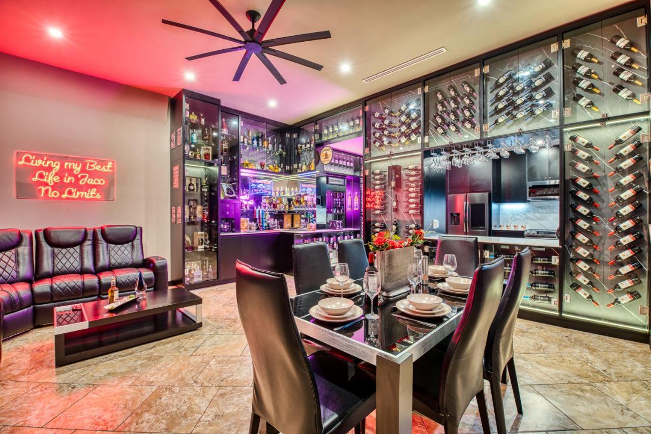 Secretjaco - Luxury Beach Front Penthouse With Pool & Jacuzzi Exterior photo