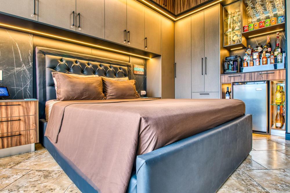 Secretjaco - Luxury Beach Front Penthouse With Pool & Jacuzzi Exterior photo