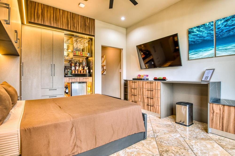 Secretjaco - Luxury Beach Front Penthouse With Pool & Jacuzzi Exterior photo