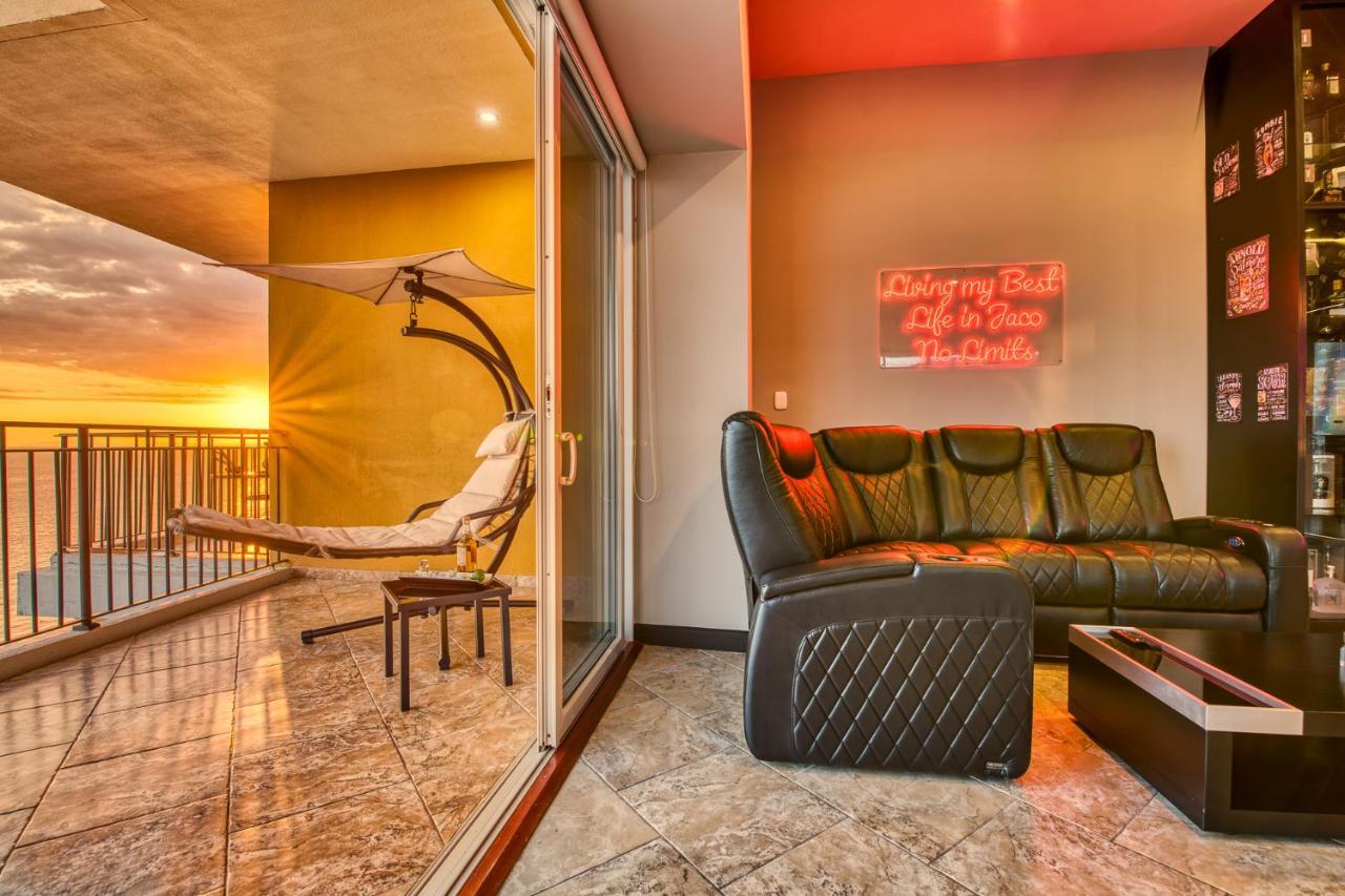 Secretjaco - Luxury Beach Front Penthouse With Pool & Jacuzzi Exterior photo