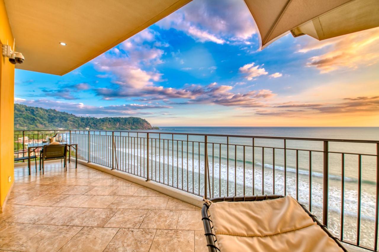 Secretjaco - Luxury Beach Front Penthouse With Pool & Jacuzzi Exterior photo